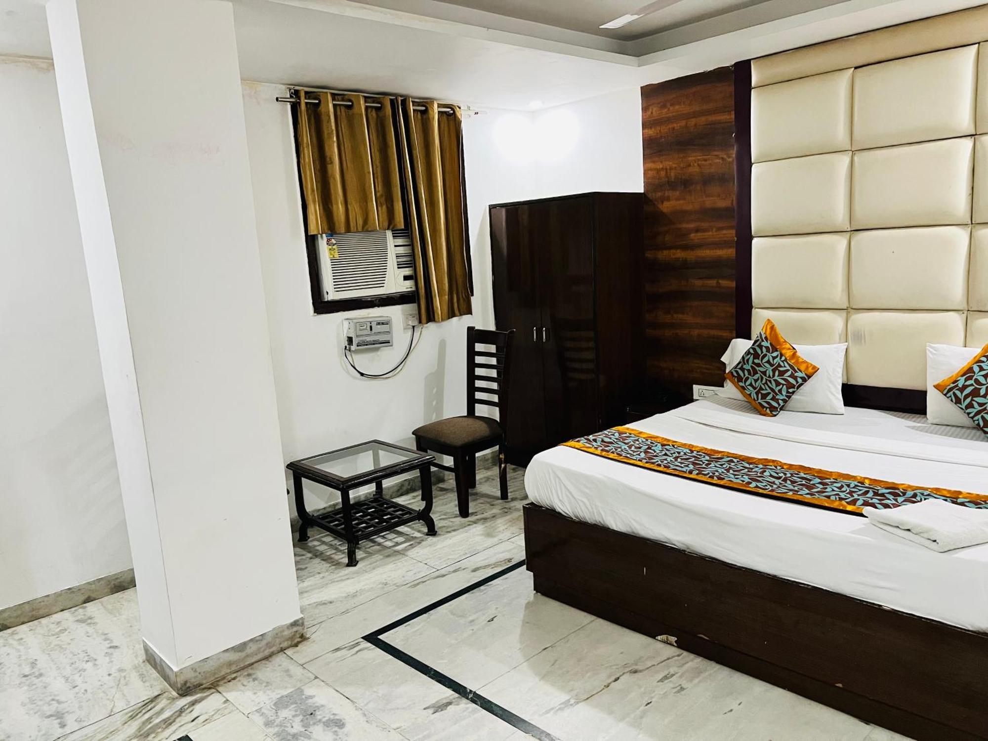 Hotel Marina Near Igi Airport Delhi Új-Delhi Kültér fotó