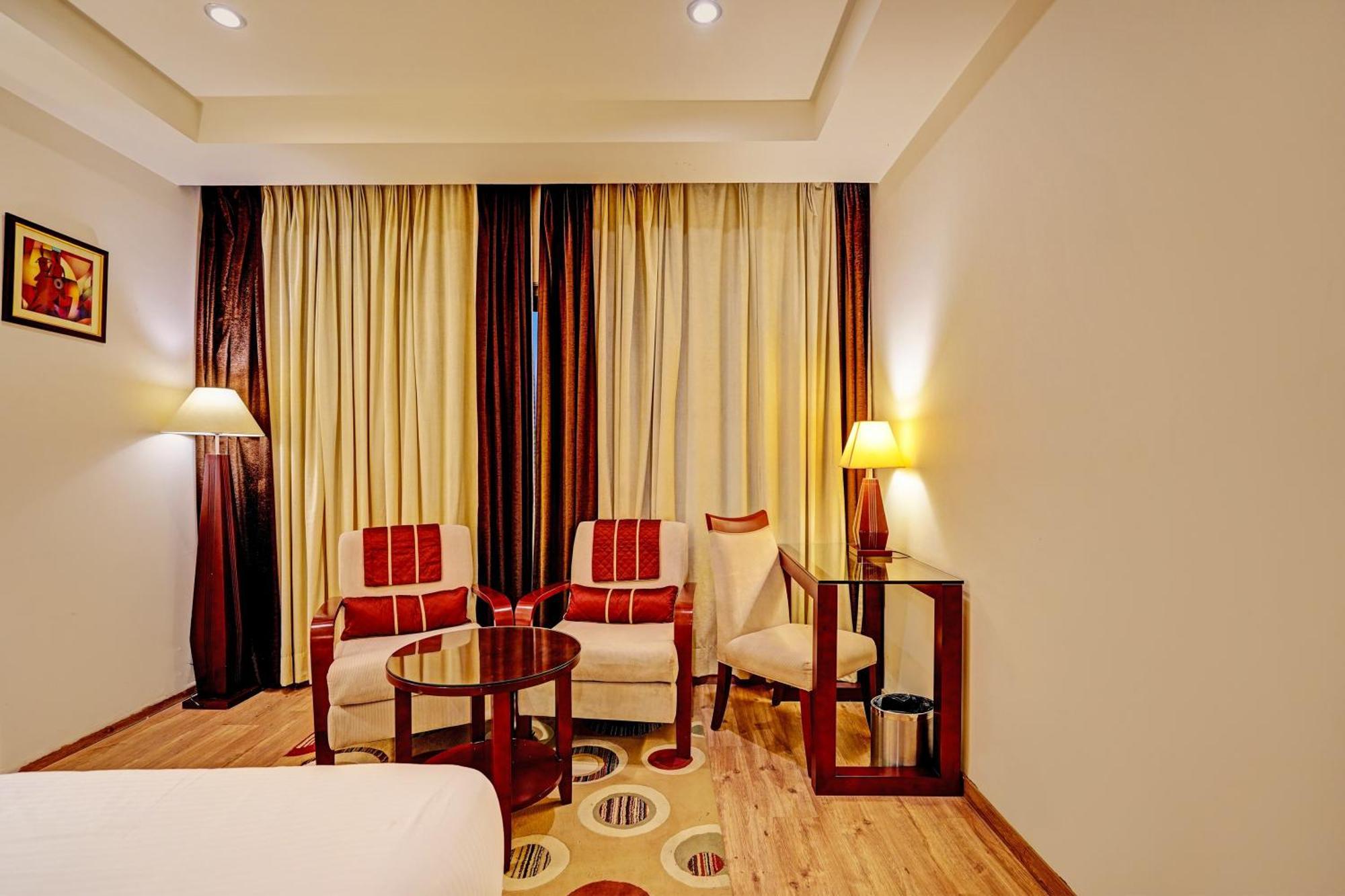 Hotel Marina Near Igi Airport Delhi Új-Delhi Kültér fotó
